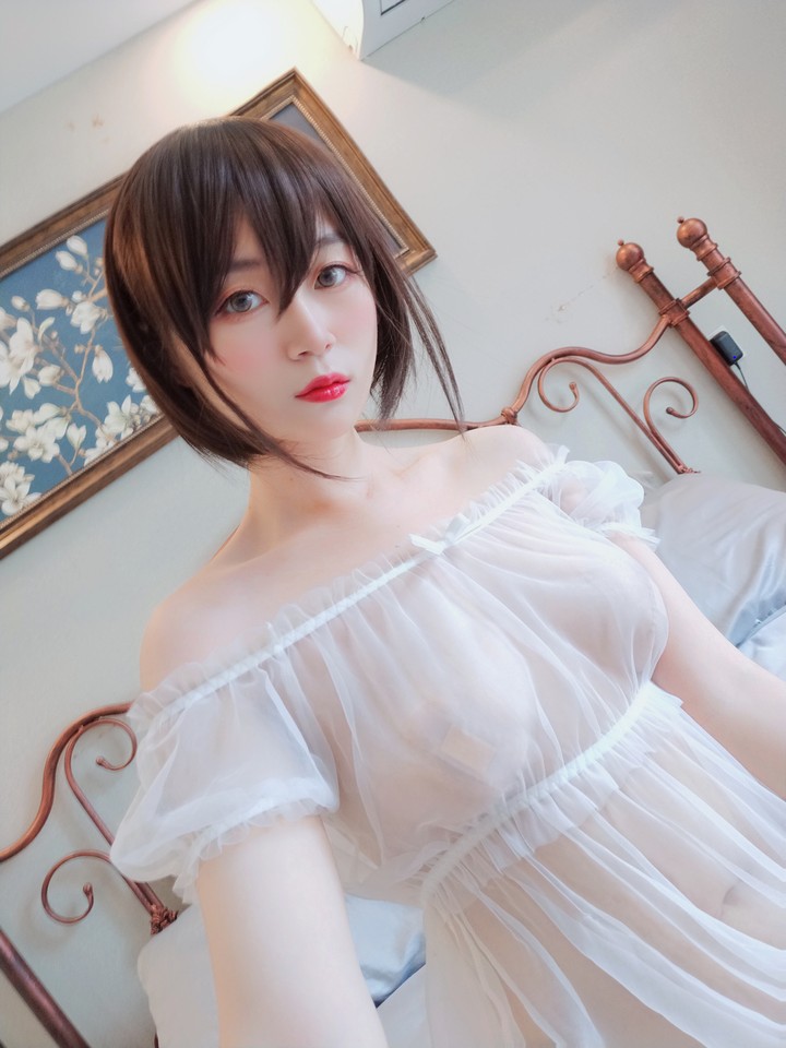 Coser@白银81 VOL.004 儿童睡衣 [30P-255MB]预览图