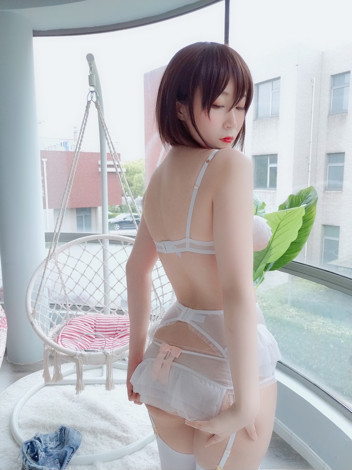 Coser@白银81 VOL.008 不后悔 [30P1V-230MB]预览图