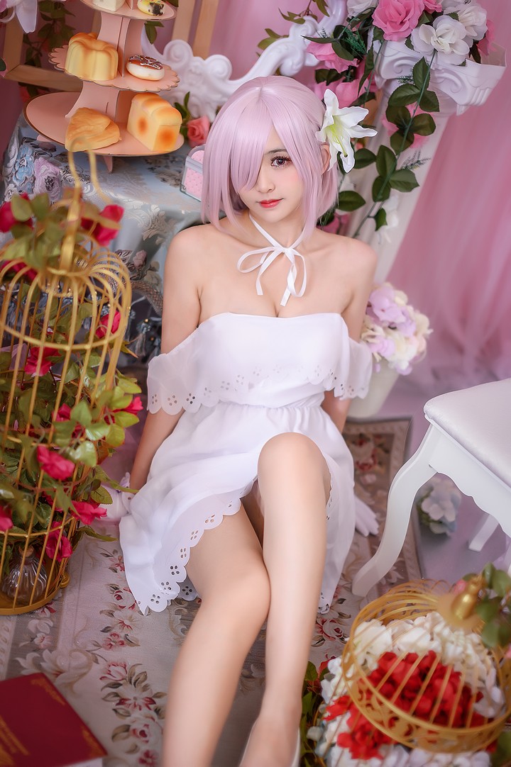 Coser@鳗鱼霏儿 VOL.063 玛修白裙预览图