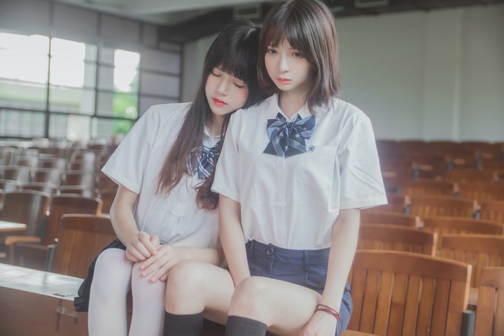 Coser@桜桃喵 VOL.025 疯猫ssJK百合1 [43P-325MB]预览图