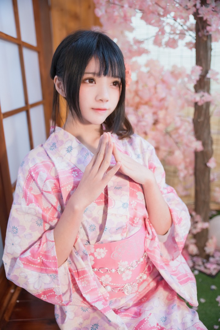 Coser@桜桃喵 VOL.057 双人本 [22P-577MB]预览图