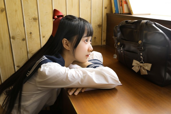 Coser@木绵绵OwO VOL.032 绵相随 JK水手服2 [18P-56MB]预览图