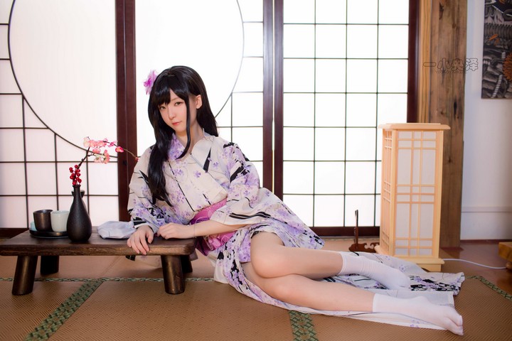 Coser@一小央泽 VOL.008 短袜预览图