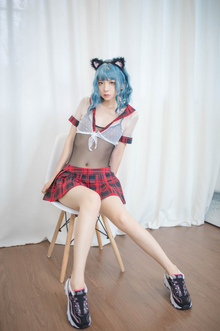 Coser@疯猫ss VOL.014 蓝发 26P 122M预览图