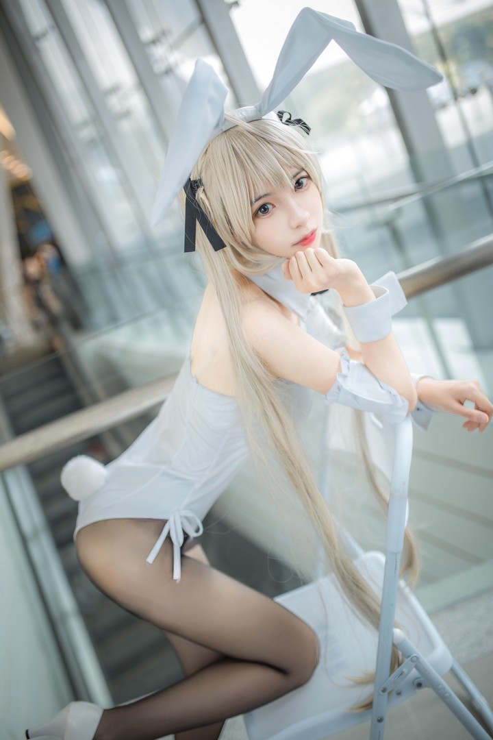 Coser@疯猫Ss VOL.026 散-穹妹兔女郎-13P-18M预览图