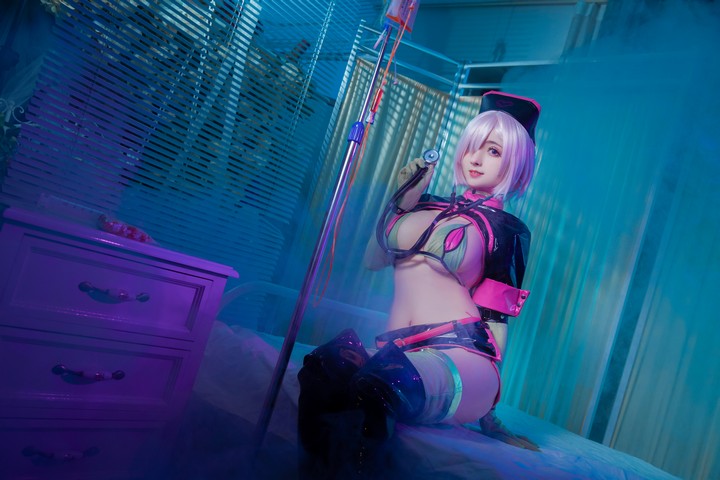 Coser@rioko凉凉子 VOL.001 玛修护士预览图