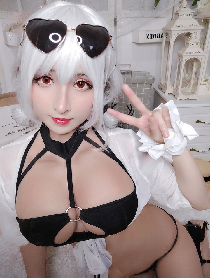 Coser@rioko凉凉子 VOL.024 凉子天狼星泳装预览图