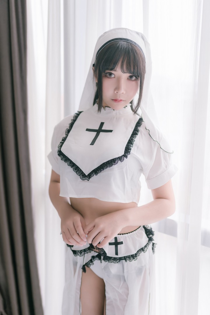 Coser@抱走莫子aa VOL.004 纯白修女预览图