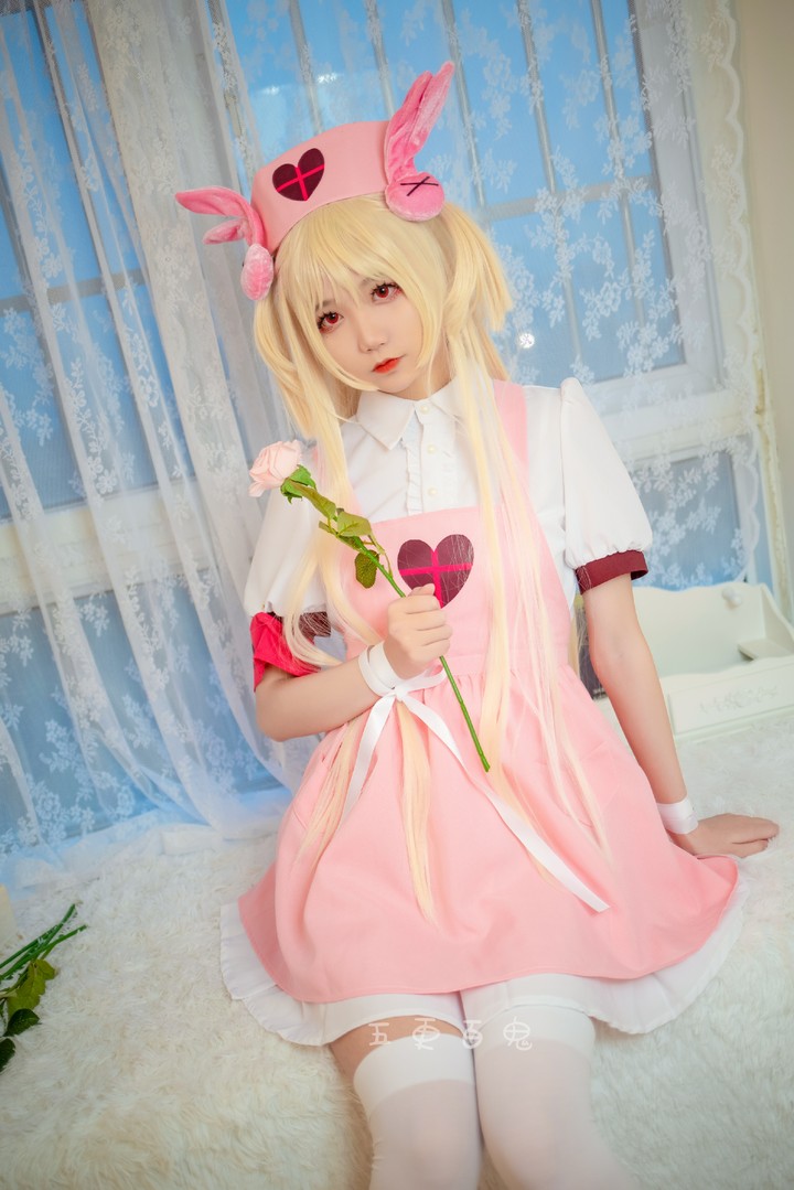 Coser@五更百鬼 VOL.015  过膝袜 [8P-43MB]预览图