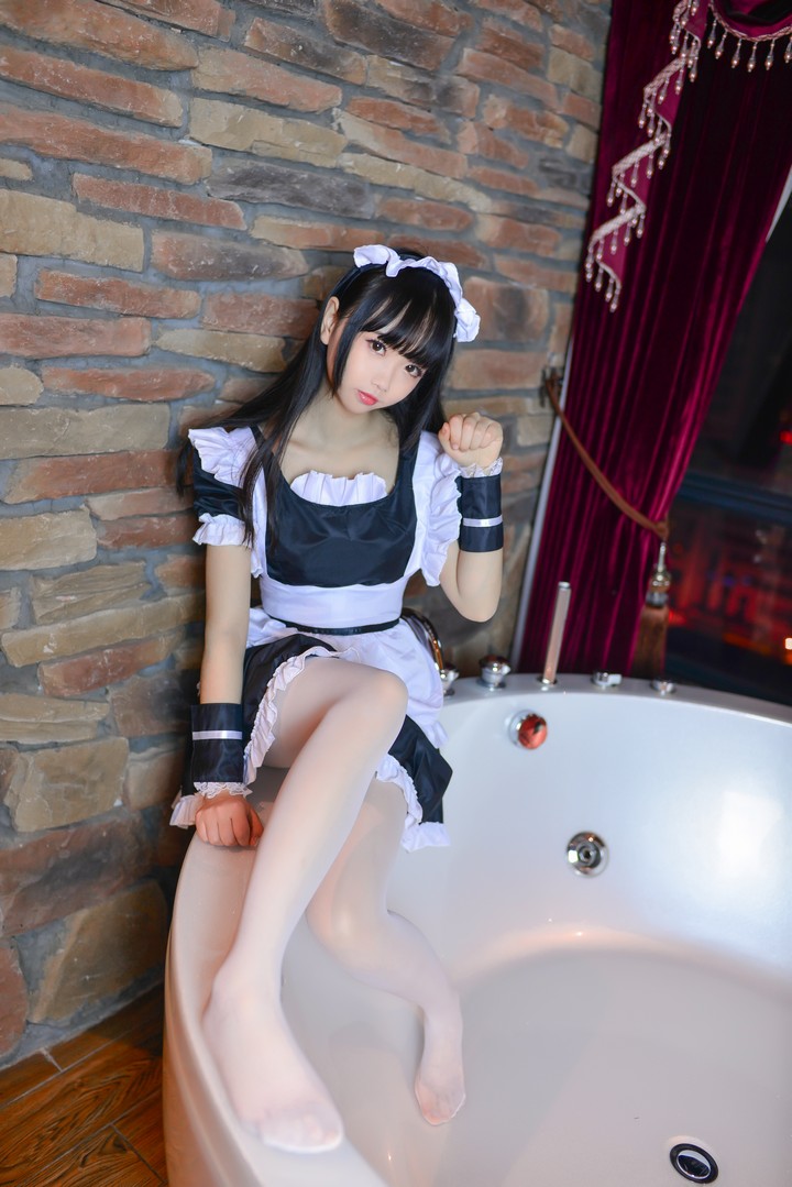 Coser@雪琪 VOL.025 女仆[25P 237MB]预览图