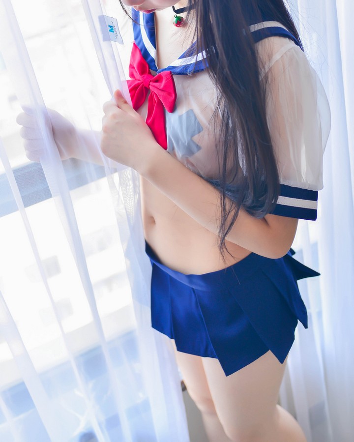 Coser@雪琪 VOL.004 网红Coser@雪琪 透明JK [20P 21MB]预览图