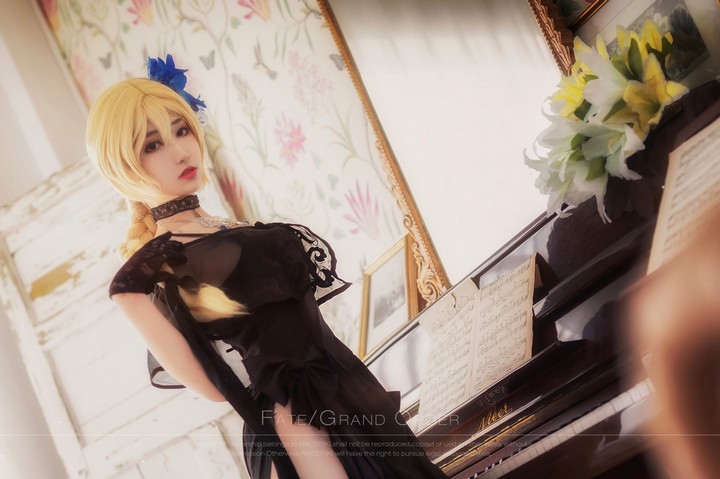 Coser@南桃Momoko VOL.046 贞德礼装 [6P-9MB]预览图