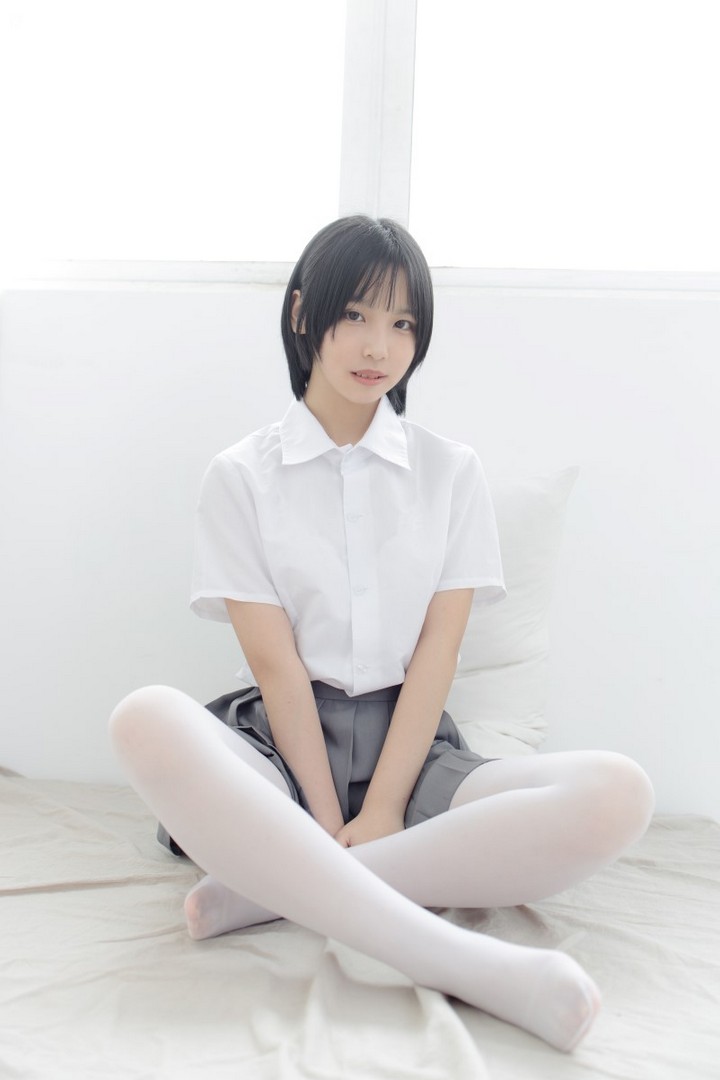 森萝财团写真 JKFUN-GG-03 希晨《JK制服》[96P/1V/2.54G]预览图