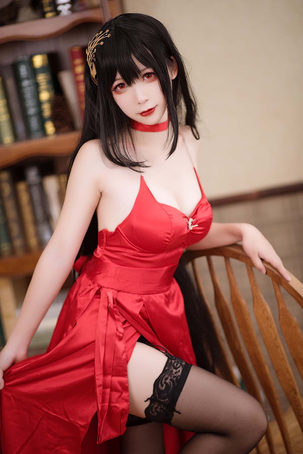 Coser@樱落酱w VOL.006 - 大凤礼服[14P／96.4MB]预览图