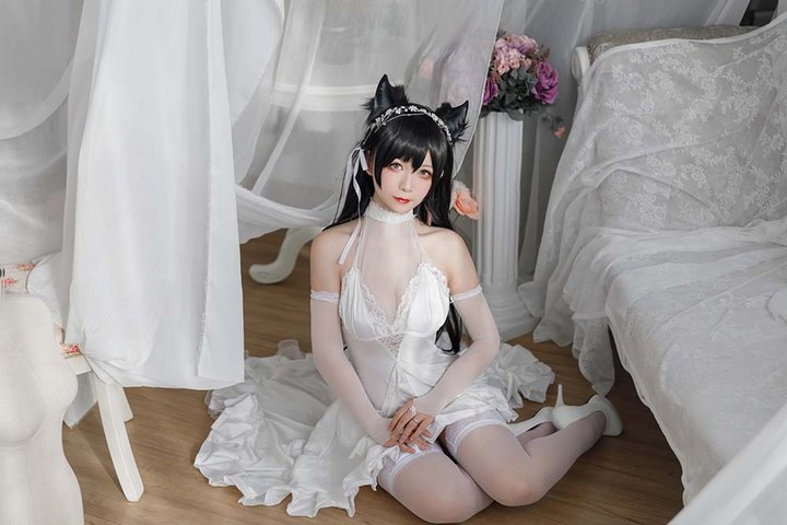 Coser@rioko凉凉子 VOL.040 爱宕花嫁 [19P／88.2MB]预览图