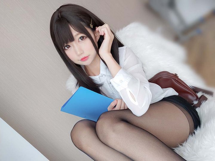 Coser@NAGISA魔物喵 VOL.024 黑丝OL[50P／402MB]推荐预览图