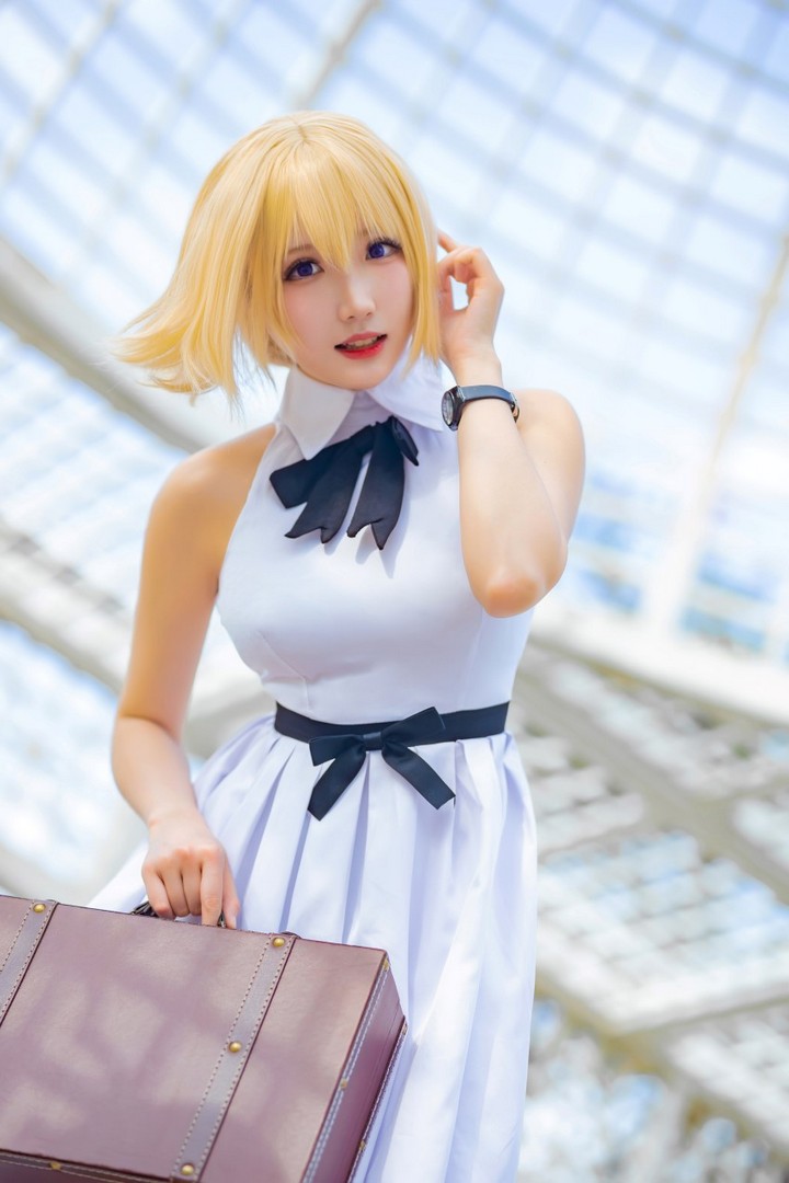 Coser@瓜希酱 VOL.028 贞德三周年白裙德[20P／80.3MB]预览图