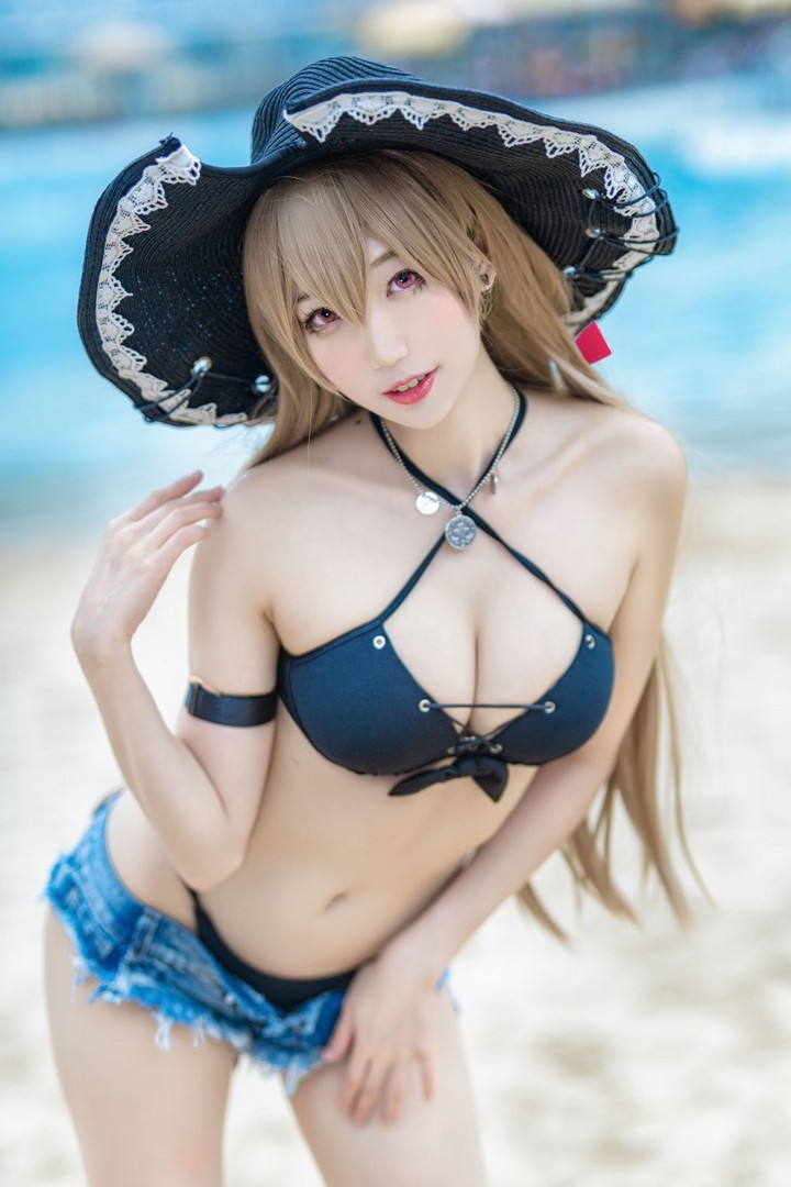 Coser@周叽是可爱兔兔 VOL.018 让巴尔泳装[30P/330MB]预览图