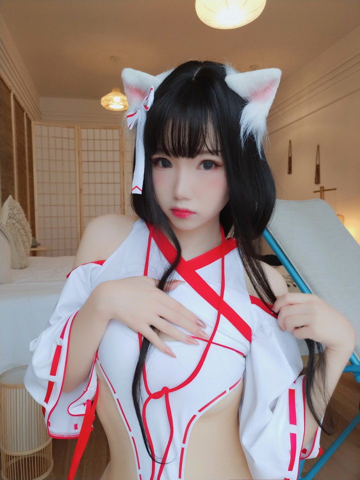 Coser@雪晴嘟嘟 VOL.018 神社の猫预览图