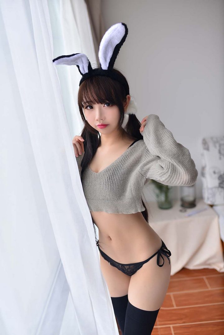 Coser@雪琪 VOL.038 灰兔兔[50P／536MB]预览图