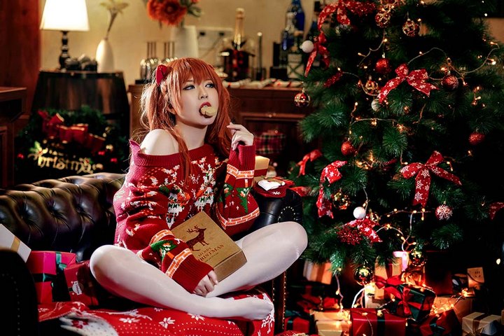 Coser@半半子 VOL.020 式波・ASUKA Christmas[41P／153MB]预览图