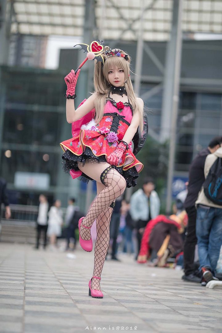 Coser@五更百鬼 VOL.025 南小鸟[6P／18MB]预览图