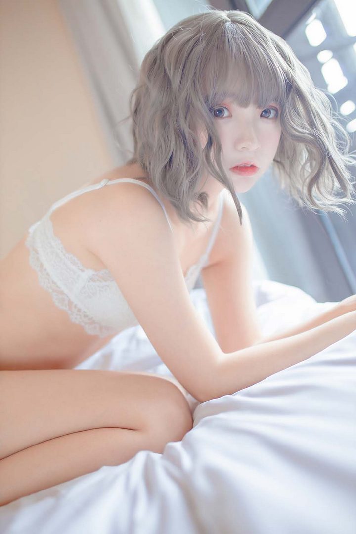 Coser@疯猫Ss VOL.065 思绪之内衣[27P／363MB]预览图