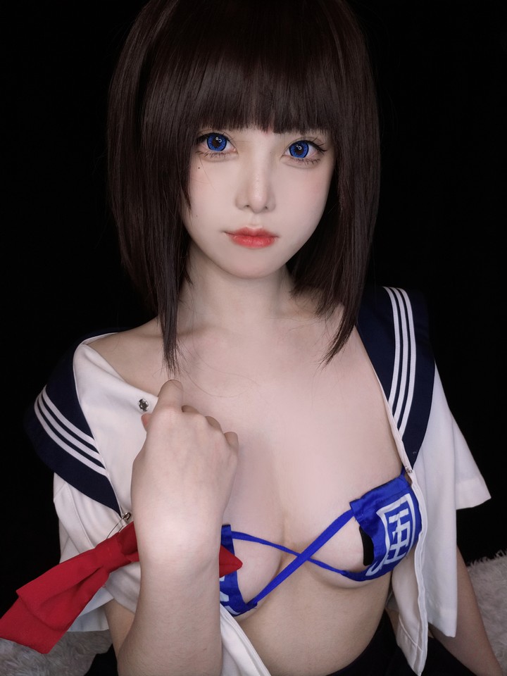 Coser@蜜汁猫裘 VOL.047 坏学妹自拍[38P6V-400MB]预览图