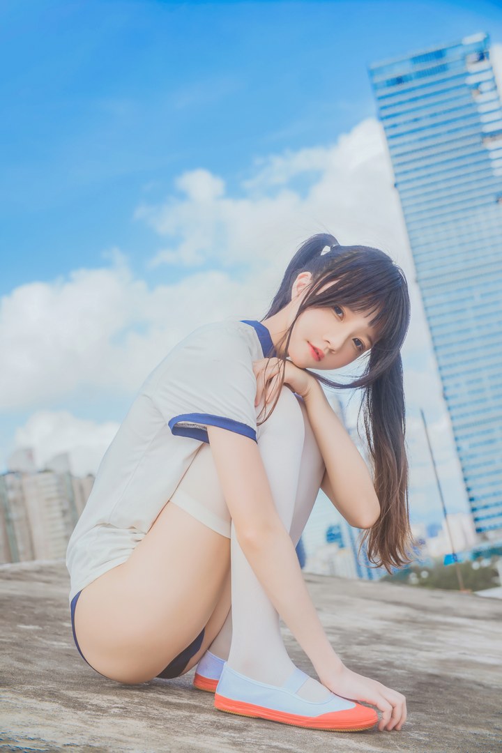 Coser@桜桃喵 VOL.112 蓝色体操服[24P-232MB]预览图