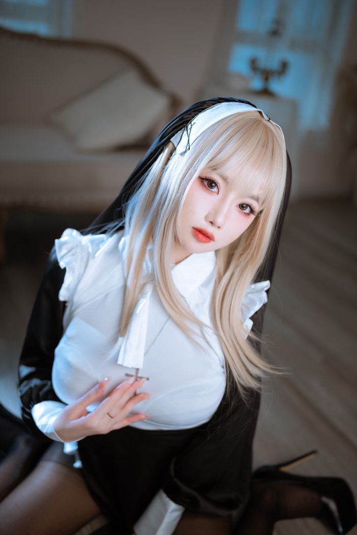 Coser@鬼畜瑶在不在w VOL.052 修女[47P-100MB]预览图