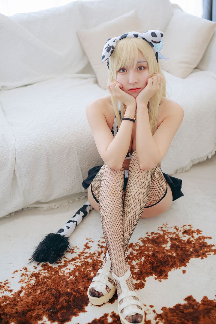 Coser@黑川 VOL.055 星奈 奶牛[50P-426MB]预览图