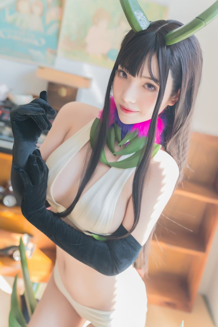 Coser@雯妹不讲道理 VOL.046 恶魔姐姐 [28P-440MB]预览图