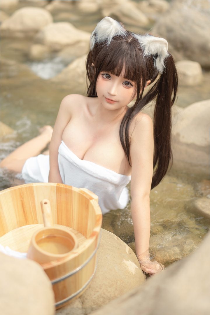 Coser@蠢沫沫 VOL.105 小熊猫 [73P-691MB]预览图