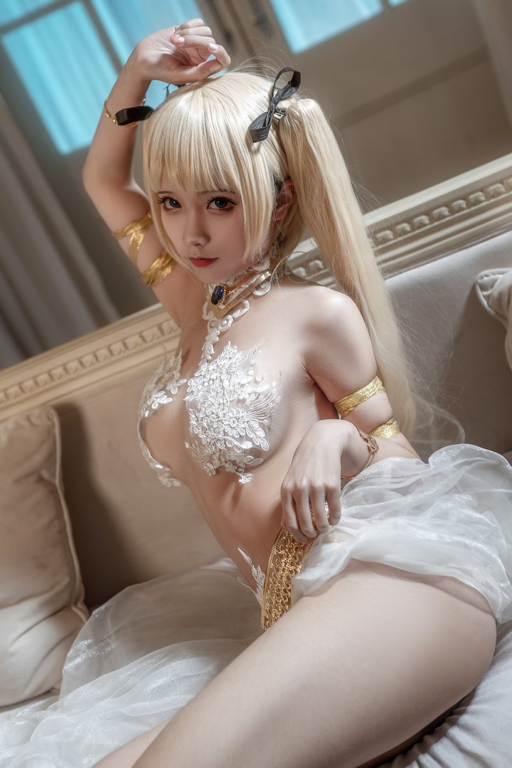 Coser@蠢沫沫 VOL.132 玛丽罗斯礼服 [40P-572MB]预览图