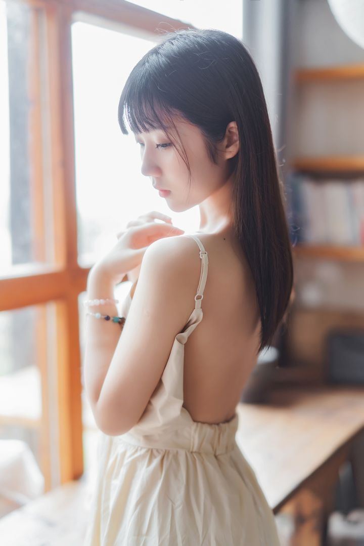 Coser@镜酱 VOL.016 生活2 [19P-295MB]预览图