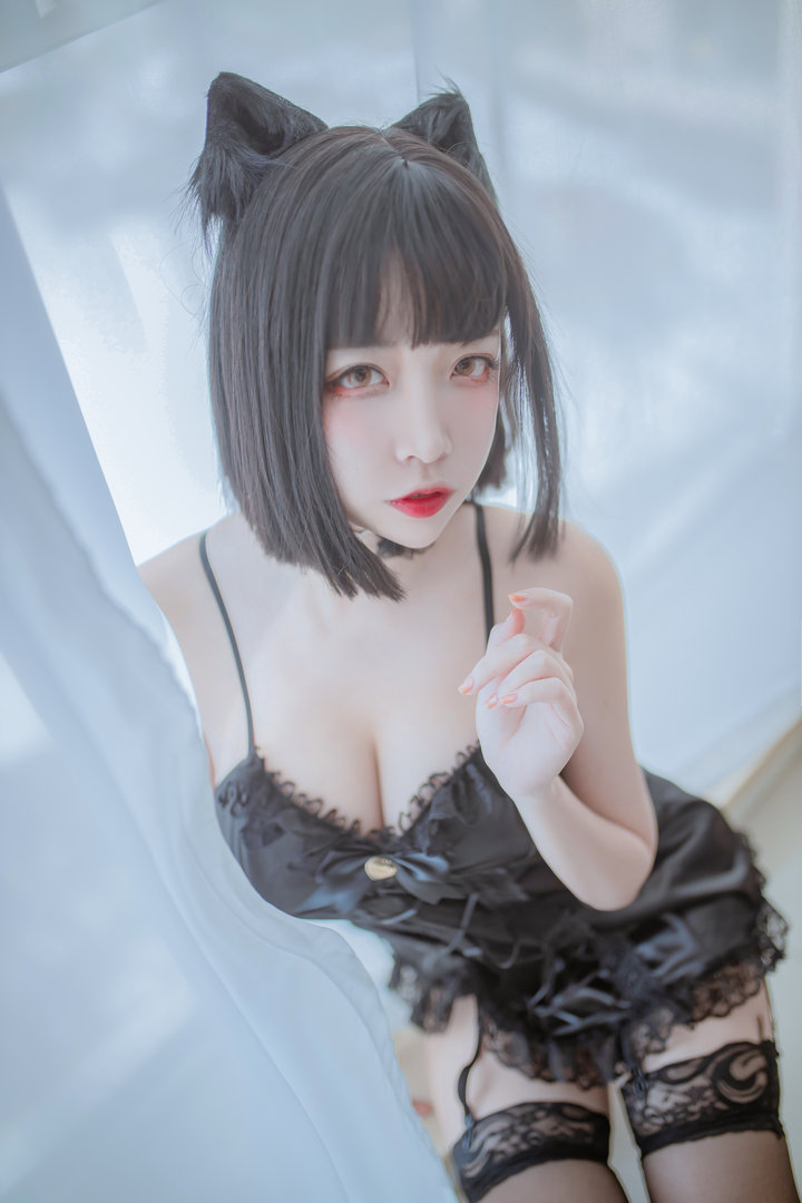 Coser@日奈娇 VOL.032 私房双人猫耳 [43P-422MB]预览图