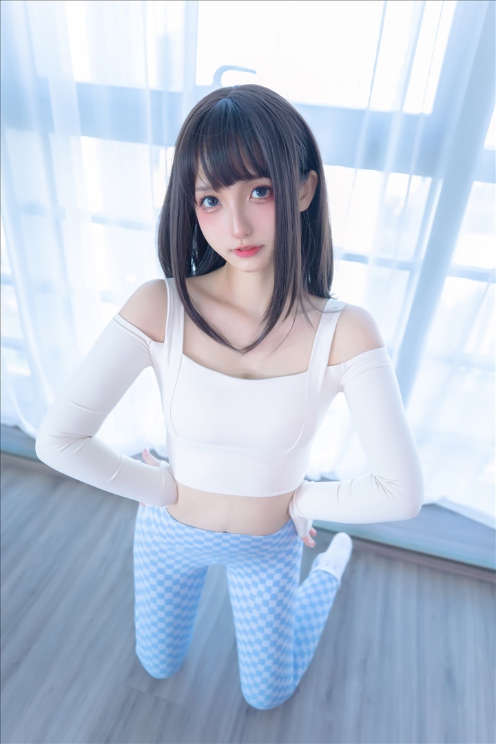 Coser@神楽板真冬 VOL.146 蓝白格[75P-171.54MB]预览图