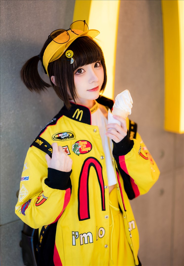 Coser@Kitaro_绮太郎 VOL.109 麦当劳女孩[18P-79.1M]预览图