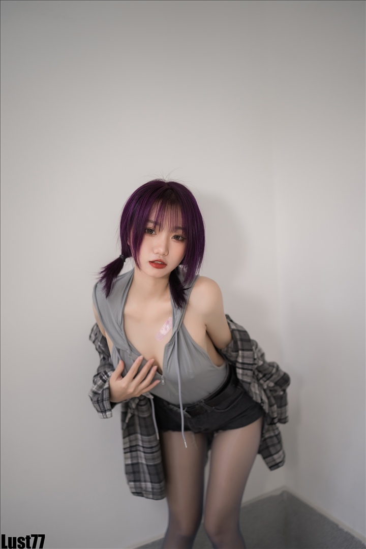 柒柒要乖哦 – NO.059 小灰兔[71P-1V-510.7M]推荐预览图