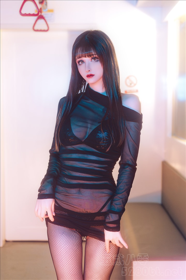 明眸皓齿@鹿八岁baby 地铁の调教[94P-2V-2.65G]推荐预览图
