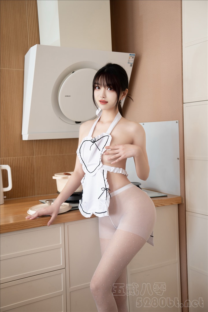 苗条舞蹈生@白露lulu 内购无水印 性感小厨娘  [70P-779MB]推荐预览图